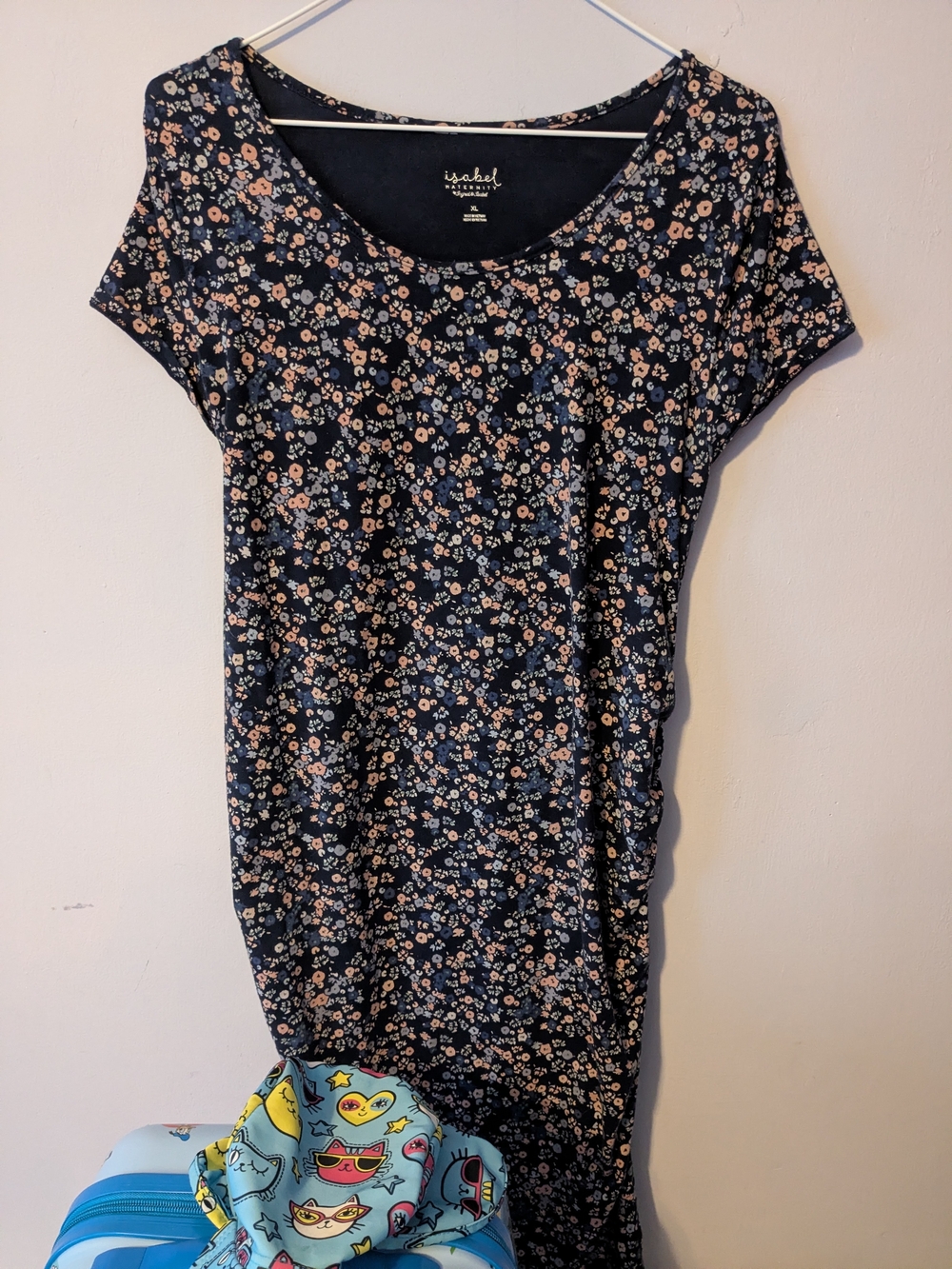 😍$10 WHEN BUNDLED 😍Isabel Maternity by Ingrid & Isabel Navy Floral Midi Dress